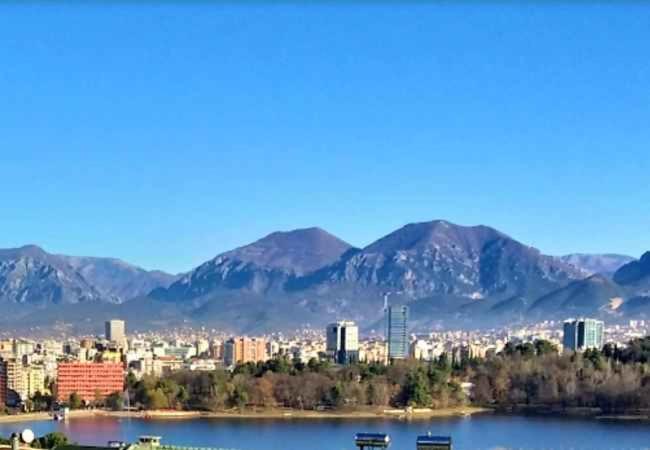 Lake View Apartment Tirana Extérieur photo