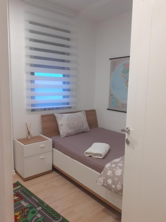 Lake View Apartment Tirana Extérieur photo